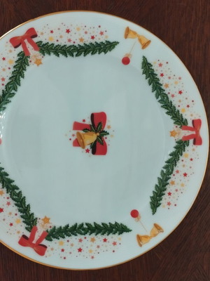 Vintage Christmas porcelain plate Mitterteich Bavaria 22cm like new