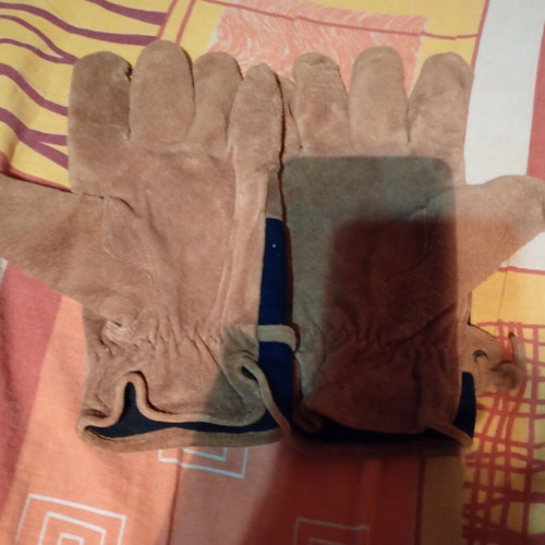 Men's gloves used, warm with soft lining, wool, black and beige