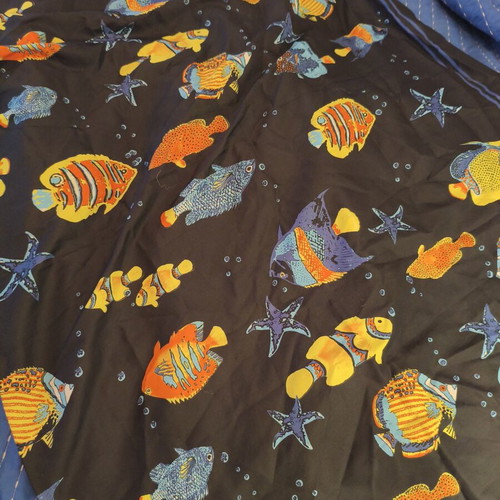 Satin pareo fish print navy blue like new