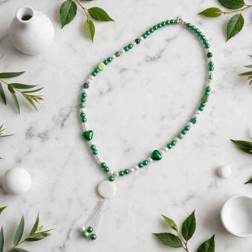 Handmade acrylic beaded necklace and earrings set green and white, new