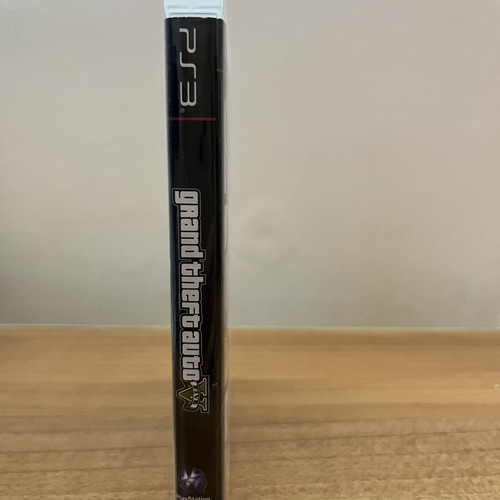 Grand Theft Auto 5 PS3 game with map