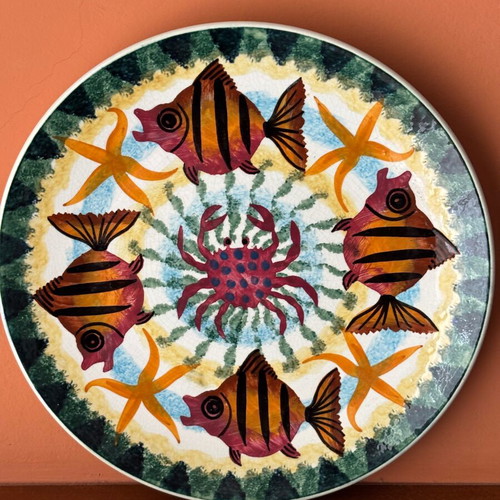 Ceramic wall plate like new collectible by I. Sanos size 0.33