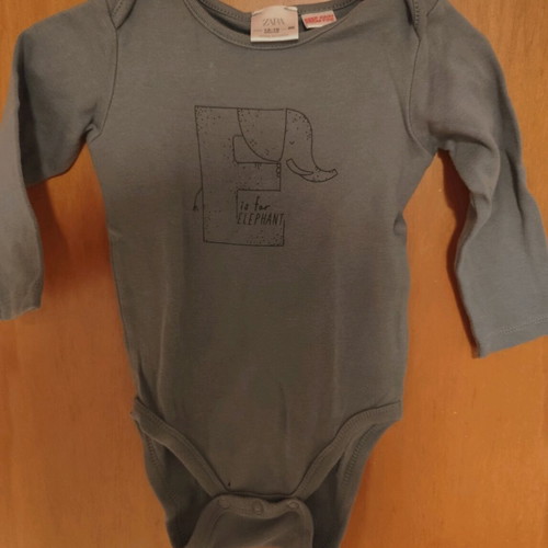 Zara baby bodysuits like new, pack of 5, 86 cm with animals