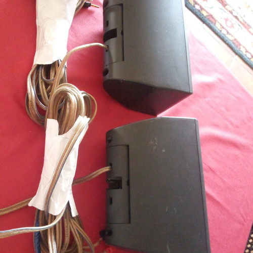 Infinity US-1 speakers used, pair with cables
