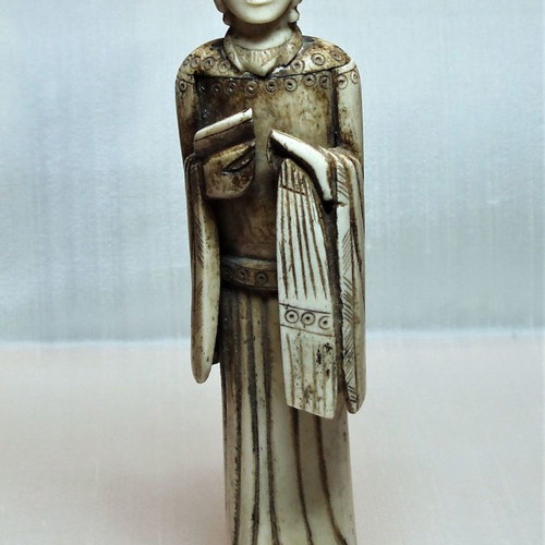 Carved bone seat of Tibetan official 18th-19th century used