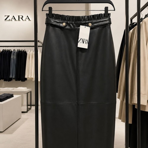 Zara black midi skirt in faux leather, new with tag, size S