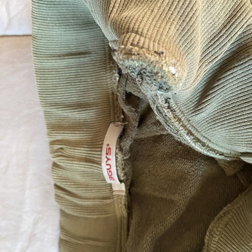 3Guys tracksuit large used, olive color with pocket tear