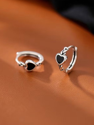 Earrings hoop black heart minimal new