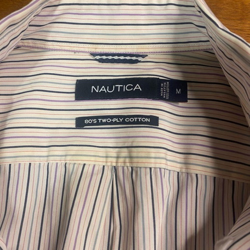 Nautica Men's Shirt Medium like new, striped white and blue