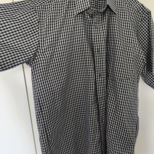 Checked shirt size M like new, black and white