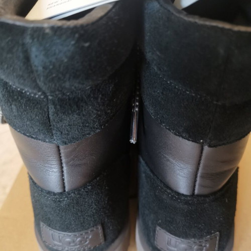 Ugg snow boots, black, size 37, new