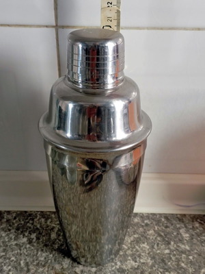 Stainless Steel Shaker 20.5cm height like new for cocktails or frappe