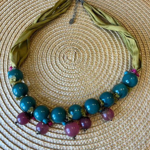 Handmade modern necklace new with ceramic green stones