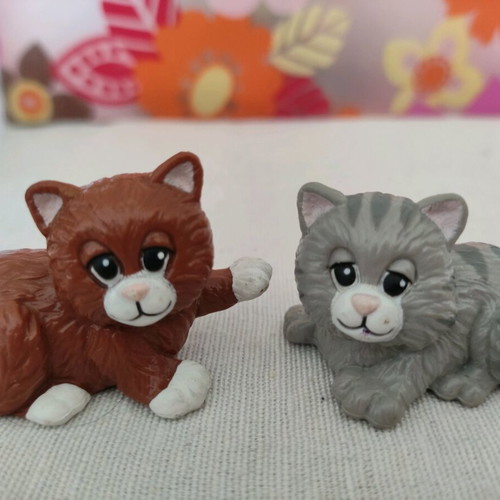 Pound Purries Kittens set of 2 like new from Weetos 1998