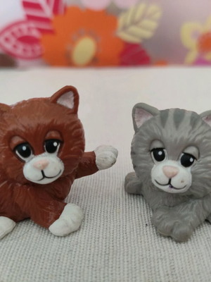Pound Purries Kittens set of 2 like new from Weetos 1998
