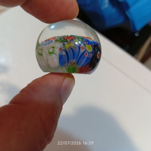 Paperweight Murano glass millefiori used with colorful floral design