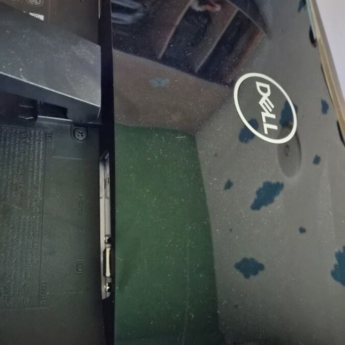 Dell 22-inch monitor, like new, 75Hz