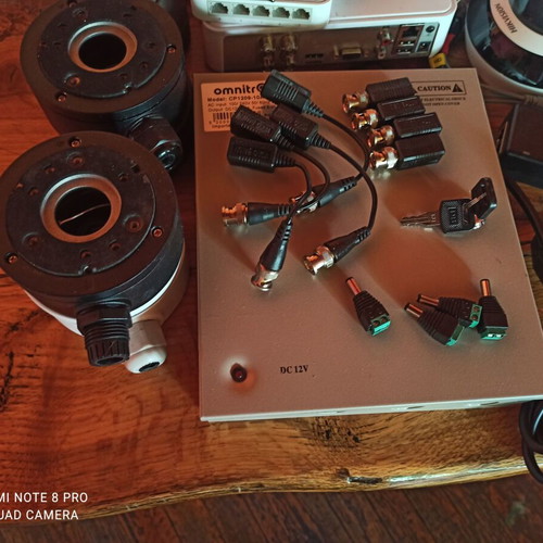 HikVision camera and DVR set like new