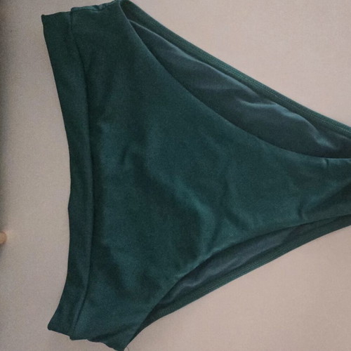 Bluepoint bikini like new, red top with ruffles and emerald high-waisted bottom