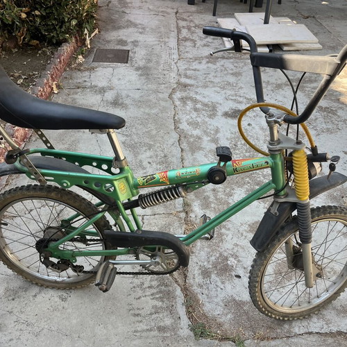 Kings Boy Banana 80s mountain bike like new