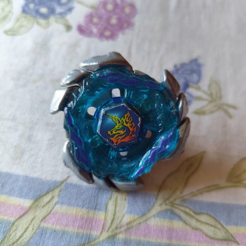 Beyblade Blitz Striker like new