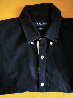 ZARA Man Slim Fit shirt M like new, dark blue