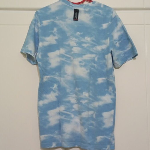 Nike T Shirt like new, size S, white and blue