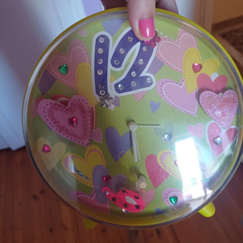 Clock not working, new, table type