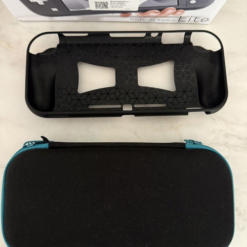 Nintendo Switch Lite like new with dual boot and 256GB memory