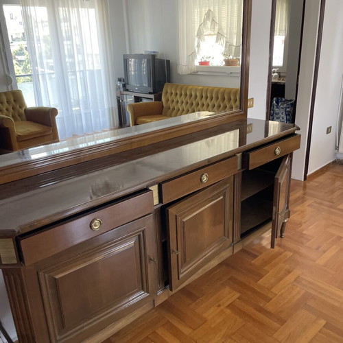 Buffet and mirror like new, 2 meters