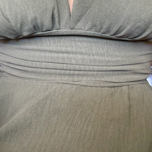 Maxi dress khaki with open back