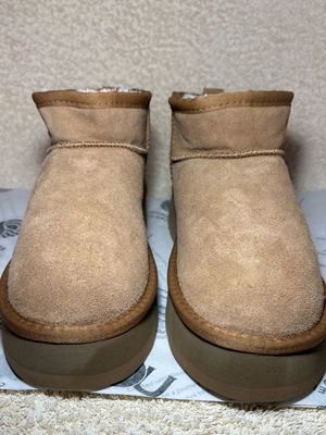 UGG Mini Platform Boots new, chestnut
