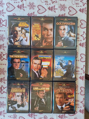 Συλλογή James Bond 007 DVD Special Edition με 21 ταινίες δράσης μεταχειρισμένη