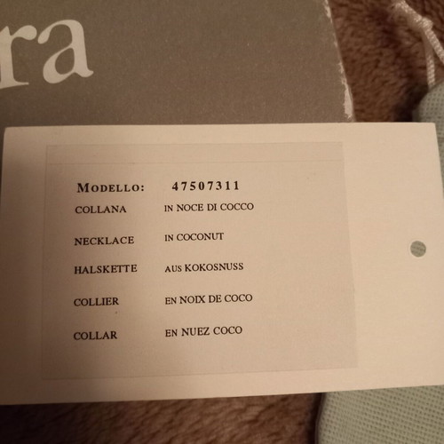 Max Mara necklace like new, brown coconut discs