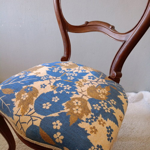 Solid walnut wood chair with upholstery like new condition