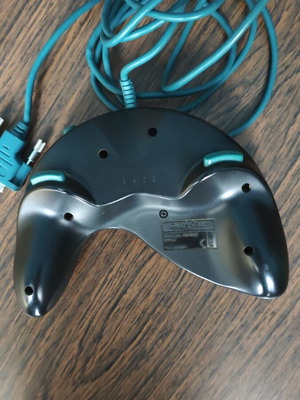 QuickShot X2 Pad controller for PC used