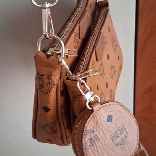 Crossbody bags beige set of 2 with wallet like new
