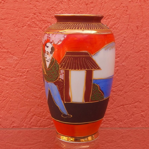 Small Japanese vase