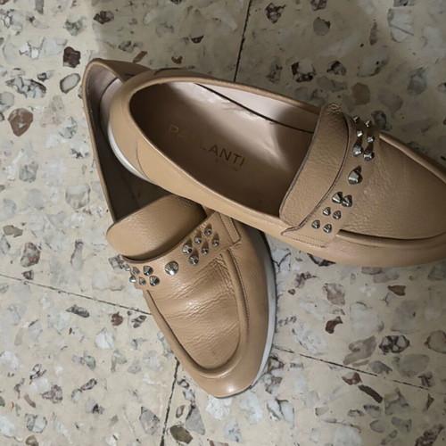 Parlanti leather shoes used, beige sport style