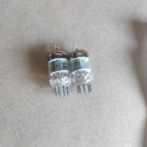 GE JAN 5725W Vacuum Tubes Pair like new, made in USA
