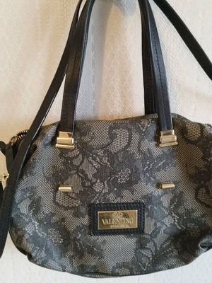 Valentino Garavani women's bag like new, shoulder bag