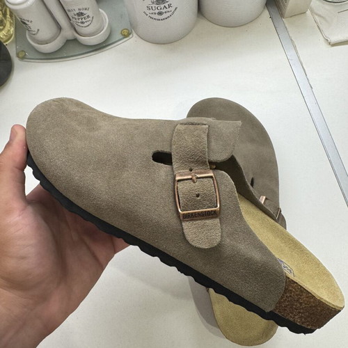 Birkenstock Boston Soft Footbed suede leather slippers size 39, like new