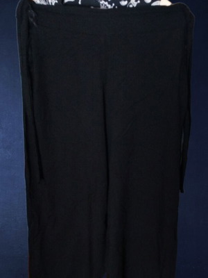 Capetanissa black palazzo pants like new, size L