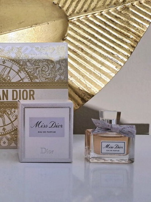 Dior μινιατούρες J'adore και Miss Dior Eau de Parfum νέες