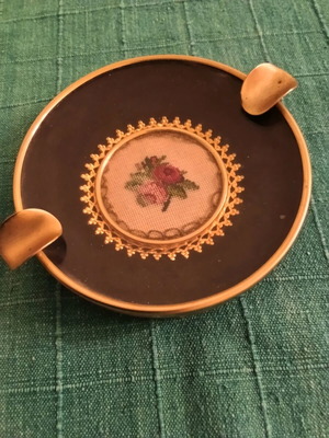 Kentima ashtray like new