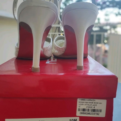 Nak Ivory Pumps Size 40 Like New White