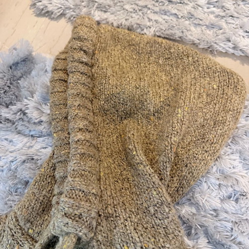 Zara Kazaka Back with Hood like new, oversized brown and gold
