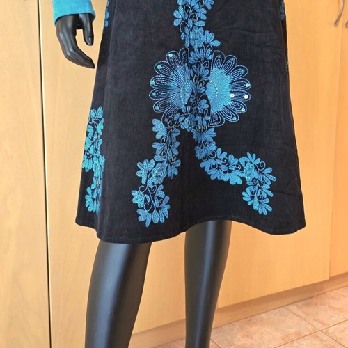 Boho skirt Morgan L like new, brown with turquoise embroidery