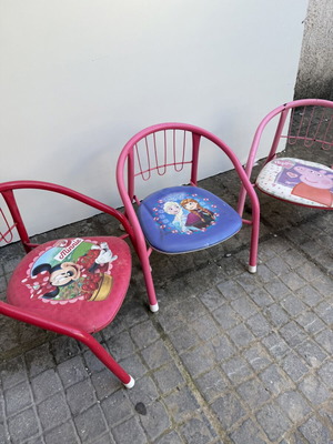 Σετ 3 παιδικά καρεκλάκια με Minnie Mouse, Frozen & Peppa Pig