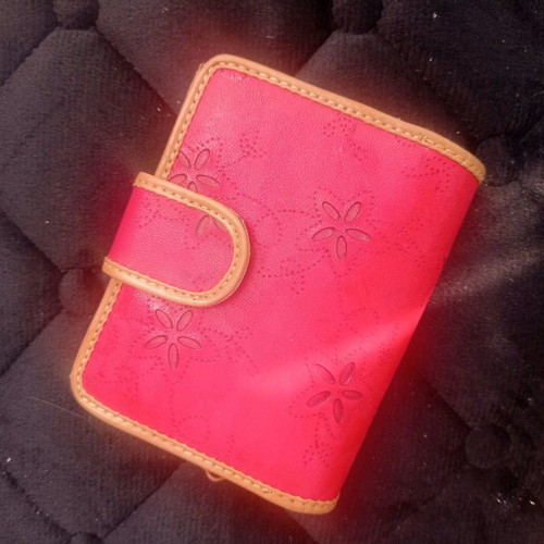 Wallet slightly used, 12x9 cm
